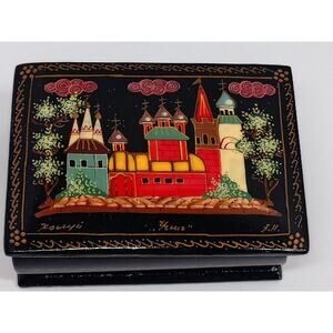 Russian Trinket Box 3" lacquer vintage with red interior Castle